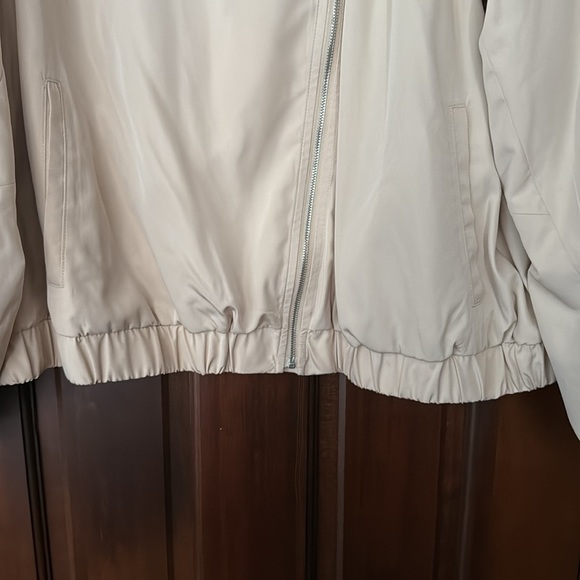 Women’s Nine West Moto/Bomber Jacket with Elastic Hemline - Picture 8 of 14